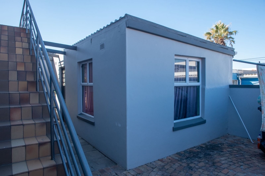 5 Bedroom Property for Sale in Bo Kaap Western Cape